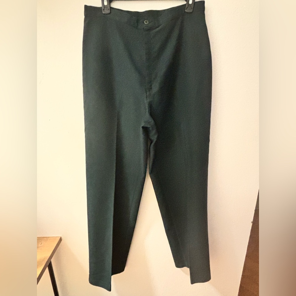 Vintage 1975 Levi's Dark Green women’s Dress Pants sz 18